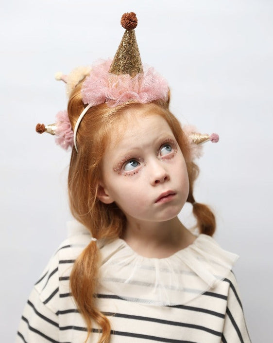 Billy loves Audrey diadeem Tilda peanut butter 3 jr+