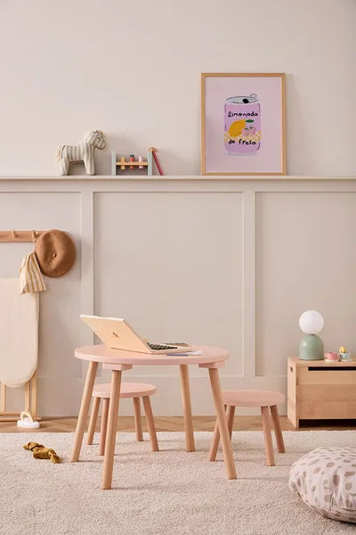 Kids Concept kindertafel + krukjes apricot