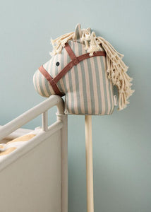 Kids Concept stokpaard Sam blauw 2 jr+