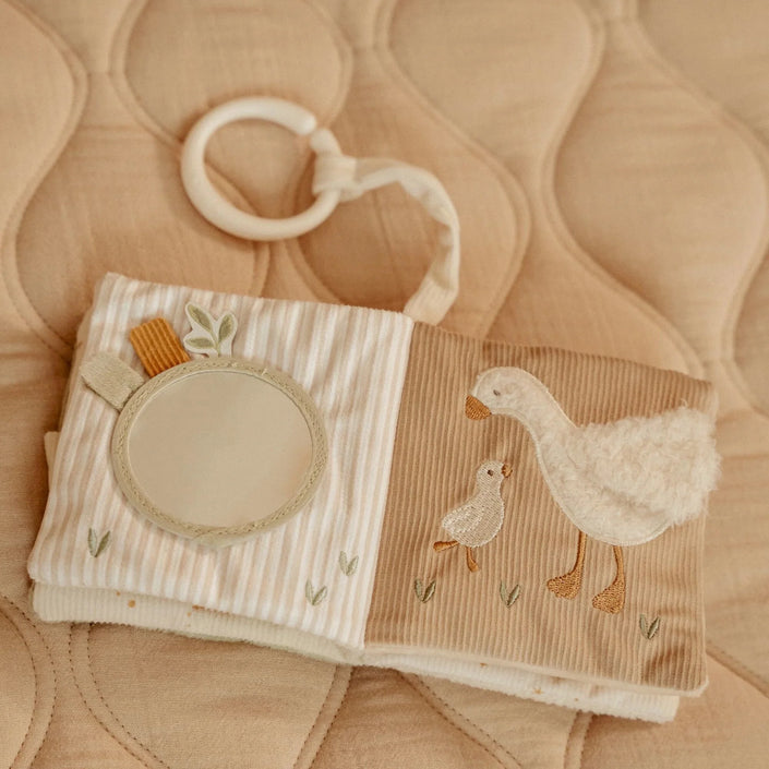 Little Dutch buggy boekje new born naturals 0 mnd+