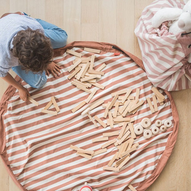 Play & Go opbergzak en speelkleed stripes brown