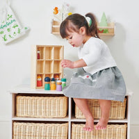 Tender Leaf Toys hotel Happy folk 3jr+