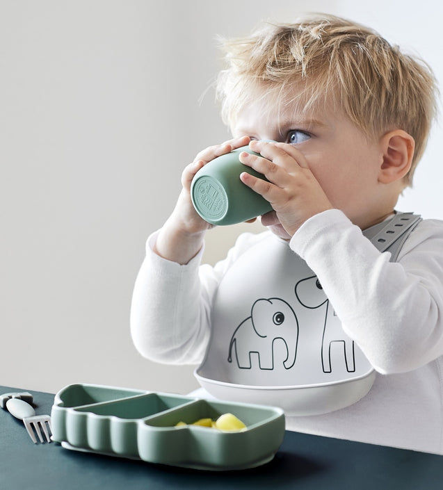 Done by Deer siliconen beker lichtblauw