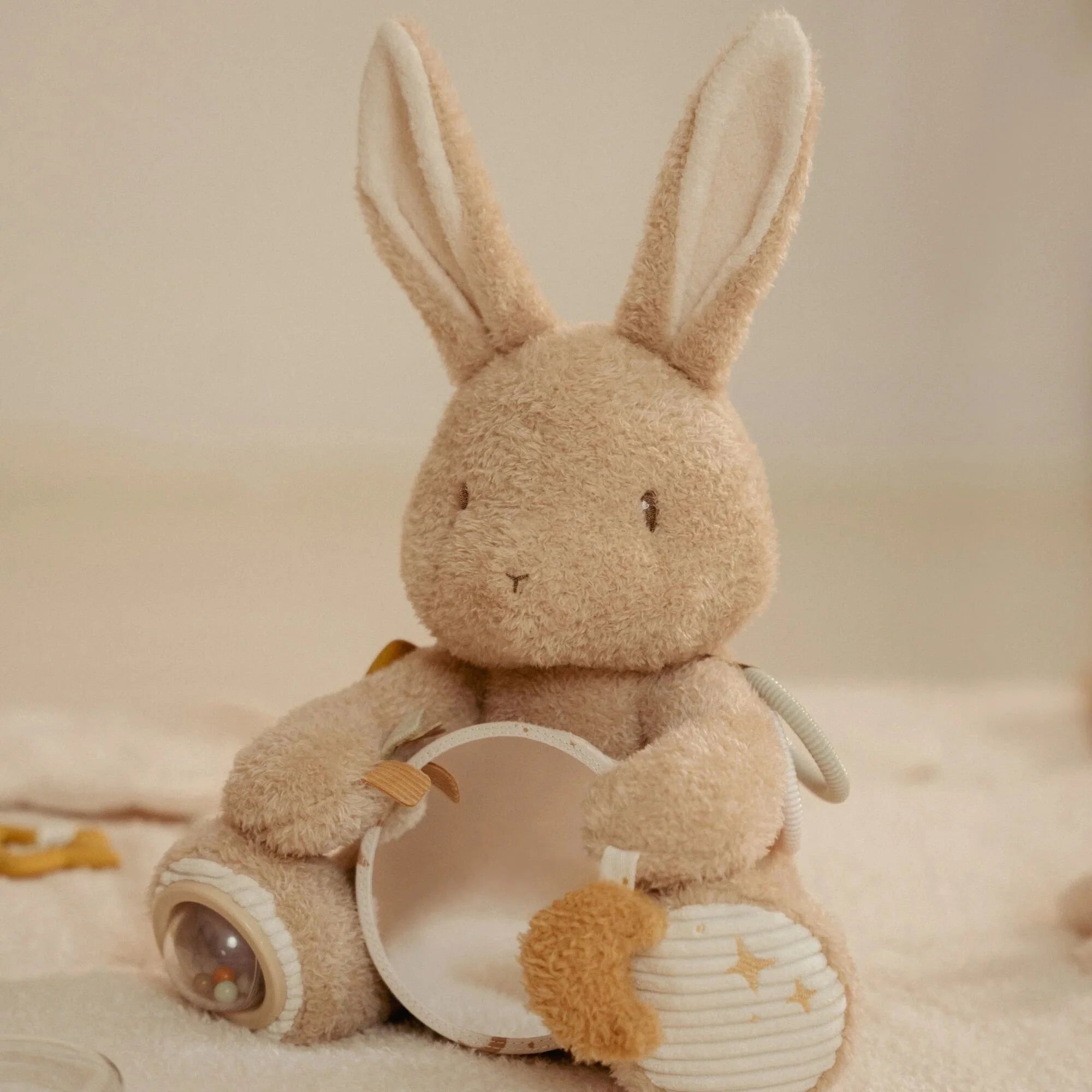 Little Dutch activiteitenknuffel konijn 0 mnd+