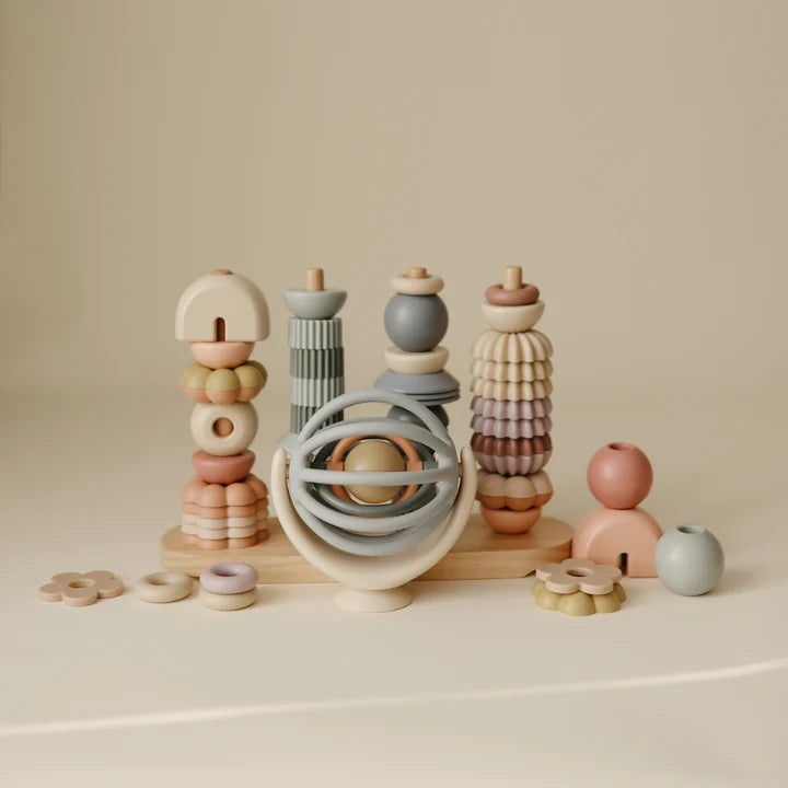 Mushie babyspeeltje spinner bal met zuignap 10 mnd+