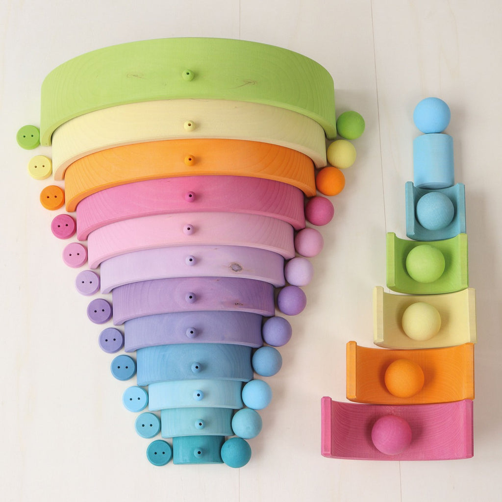 GRIMMS ballen regenboog pastel small 3 jr+ 4048565102353