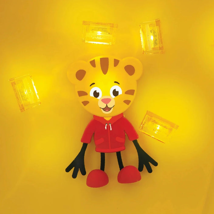 Glo Pals light up character Daniel Tiger 3jr+ GP-FIN-CHAR-DTIGa