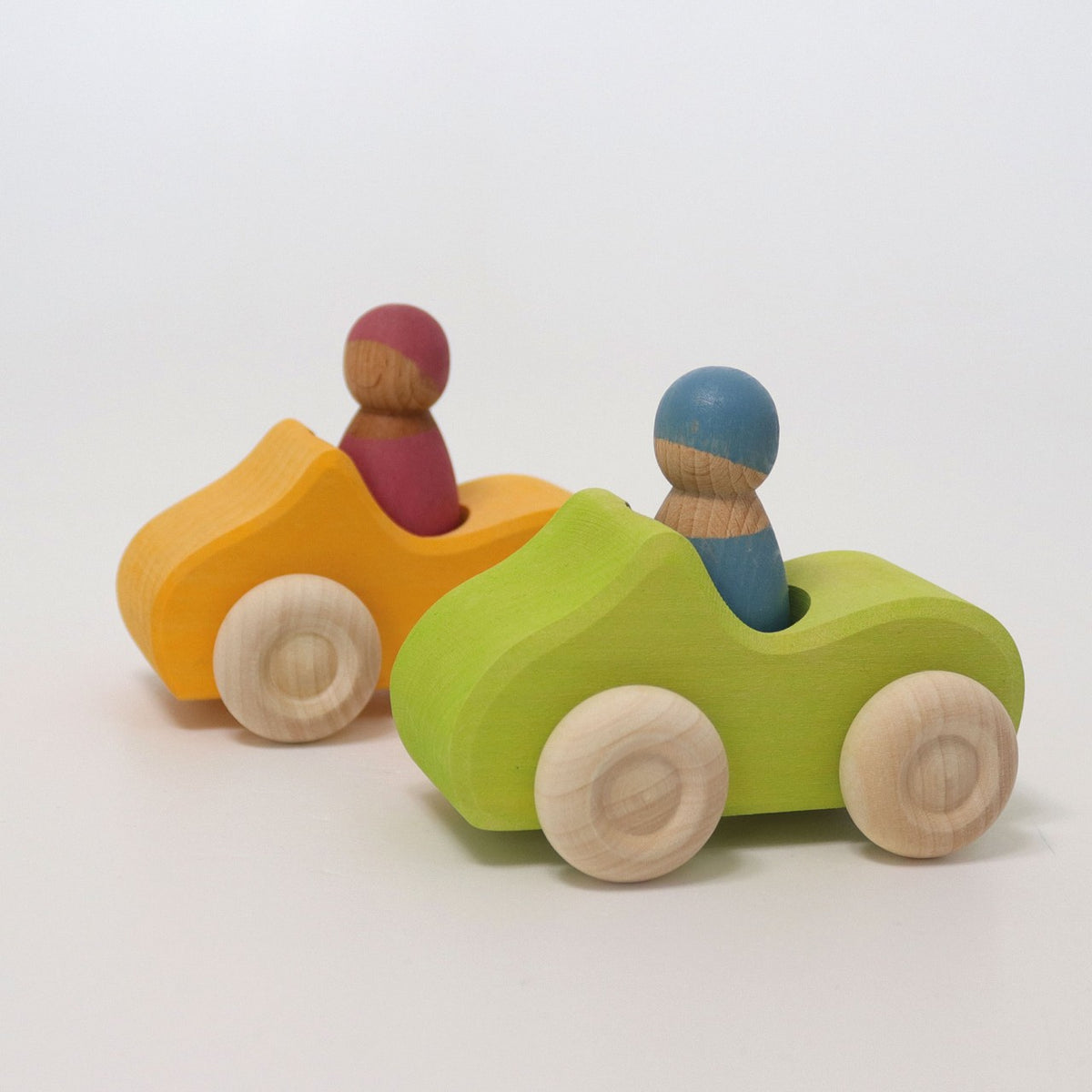 GRIMMS auto geel  + regenboogvriend 1 jr+ 09306
