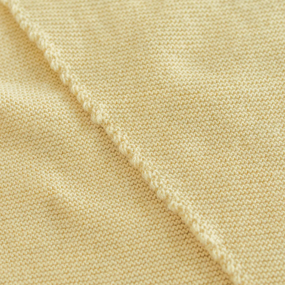 HVID triangle sjaal Josephina light yellow 6 mnd - 6 jr 100% merino wol, fine italian