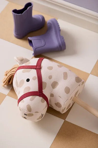 Kids Concept stokpaard Dotty sand 2 jr+