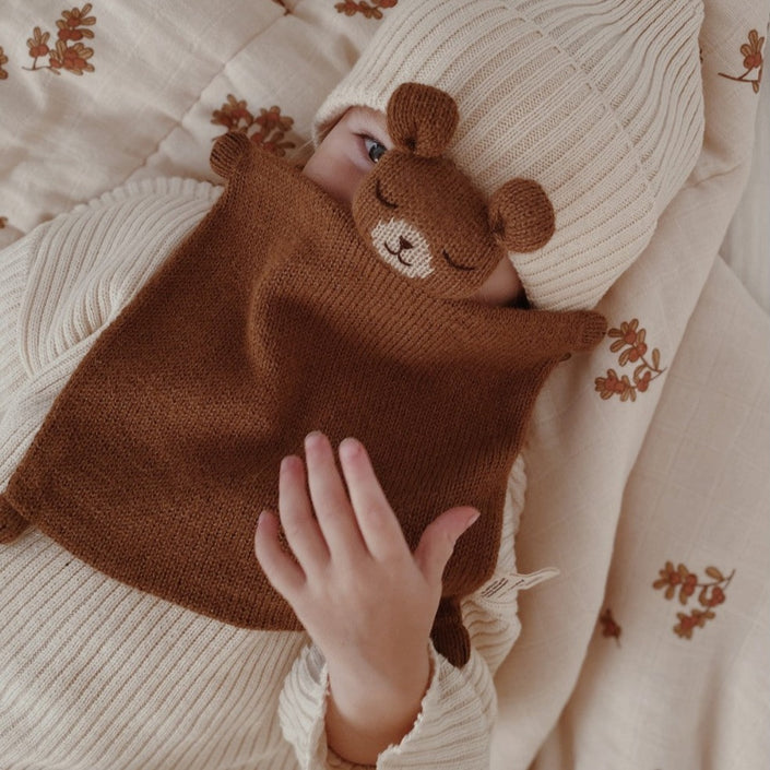 Main Sauvage knuffeldoekje teddy nut knit