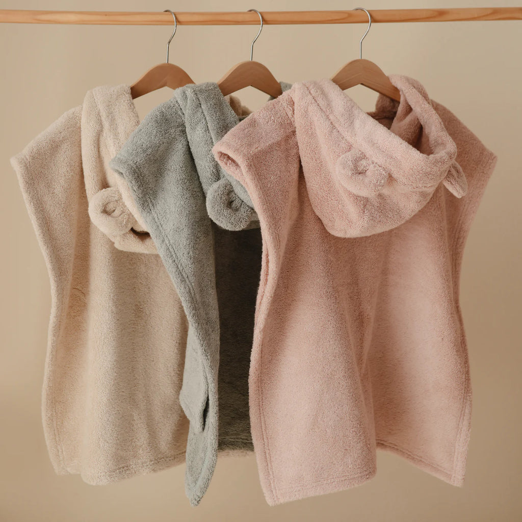 Mushie badponcho beer moss 1-3 jr 840355801101