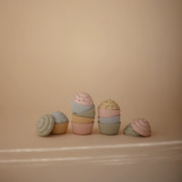 Mushie cup cakes mix and match 10 mnd+