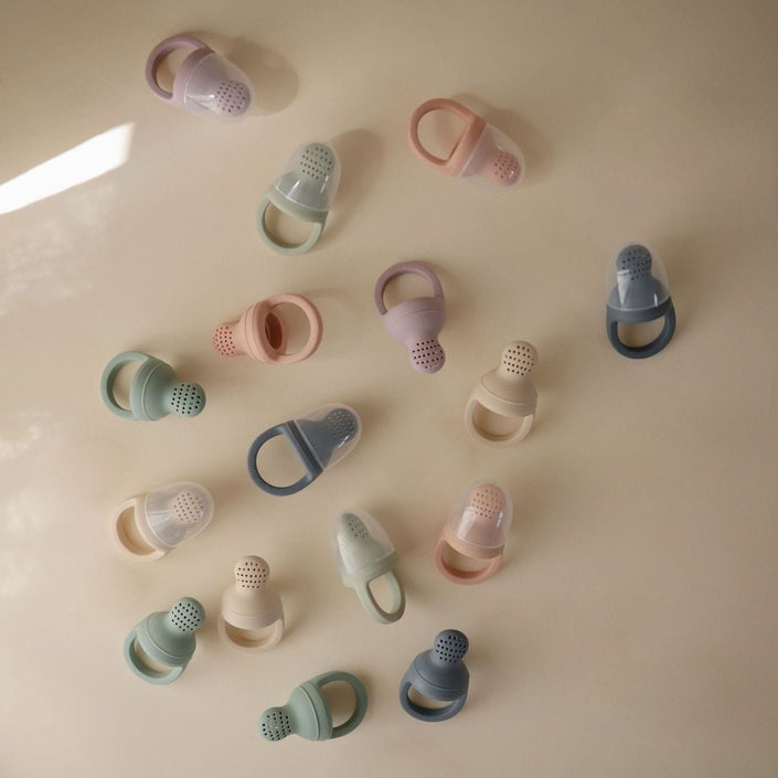 Mushie fruitspeen lilac