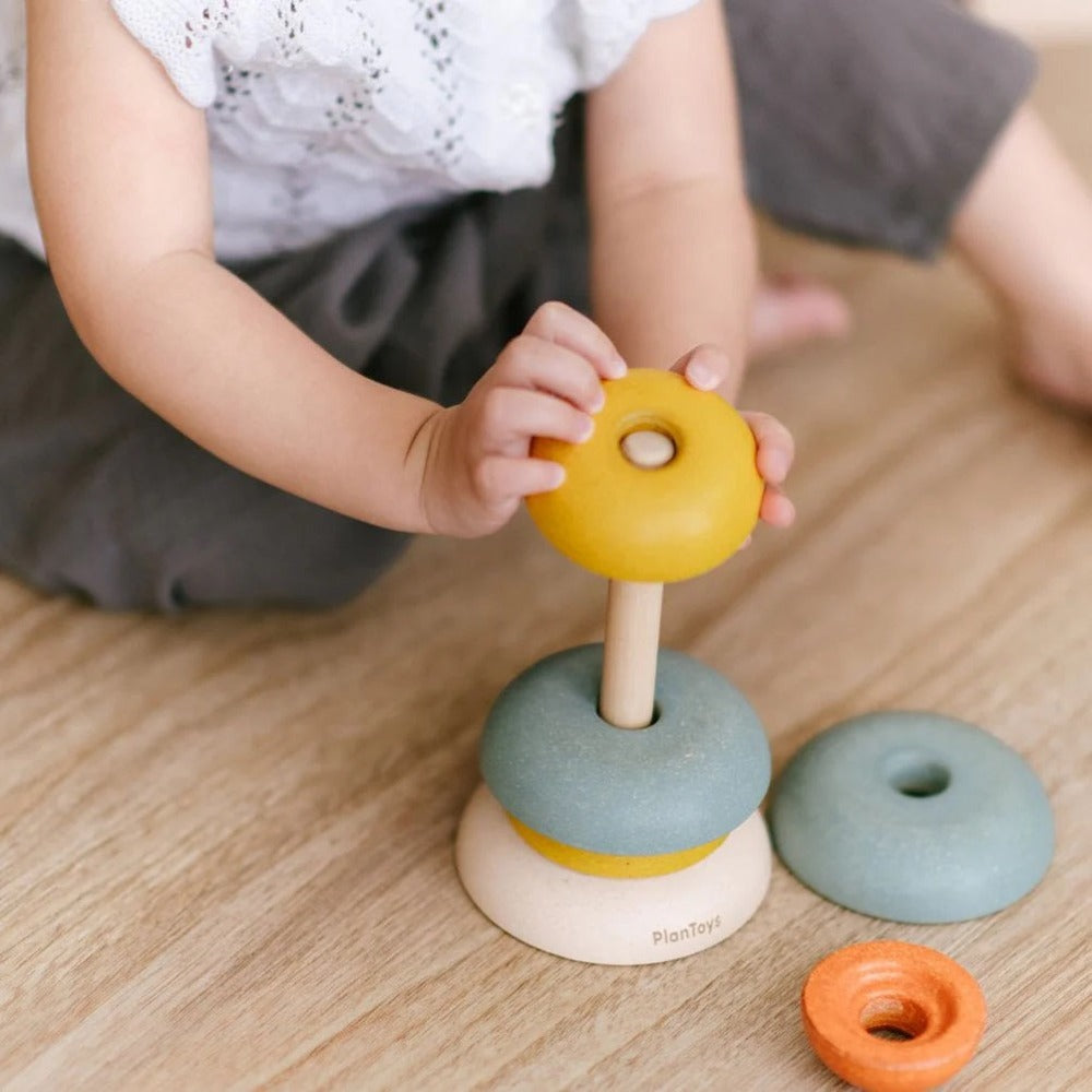Plan Toys stapeltoren cups 12 mnd 5488