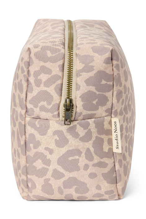 Studio Noos puffy toilettas beige leopard 6151906565552 d