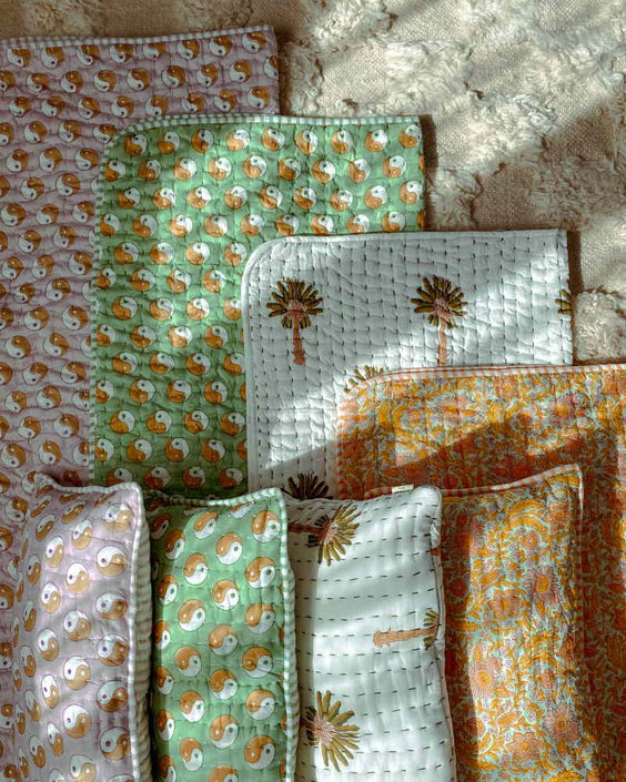 Unknown Stories kussen Floral pop