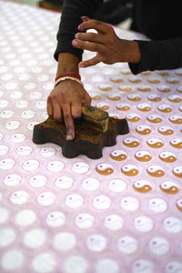 Unknown Stories hoeslaken Yin Yang lavender 60 x 120