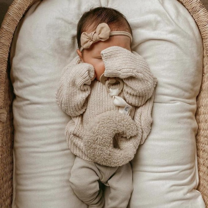 Dappermaentje speendoekje maan teddy beige