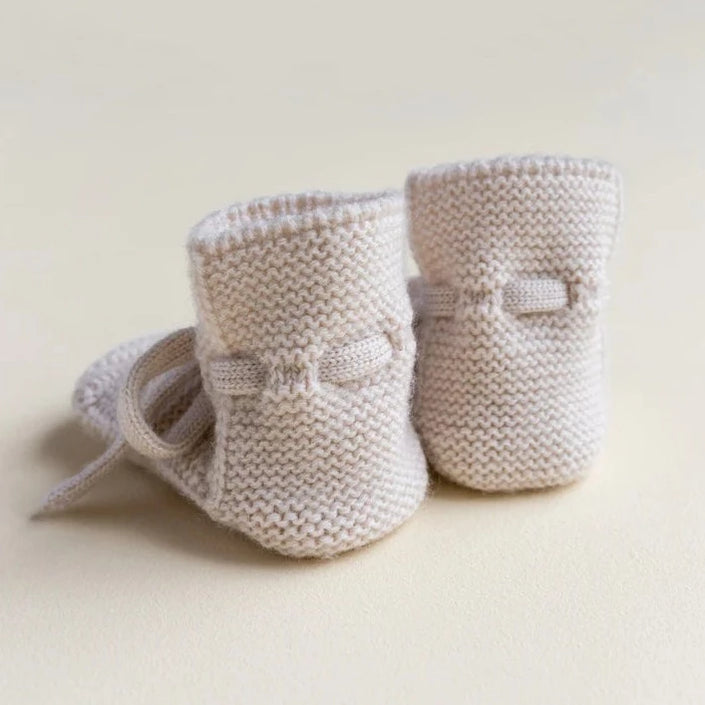 HVID slofjes off white 9-15 mnd