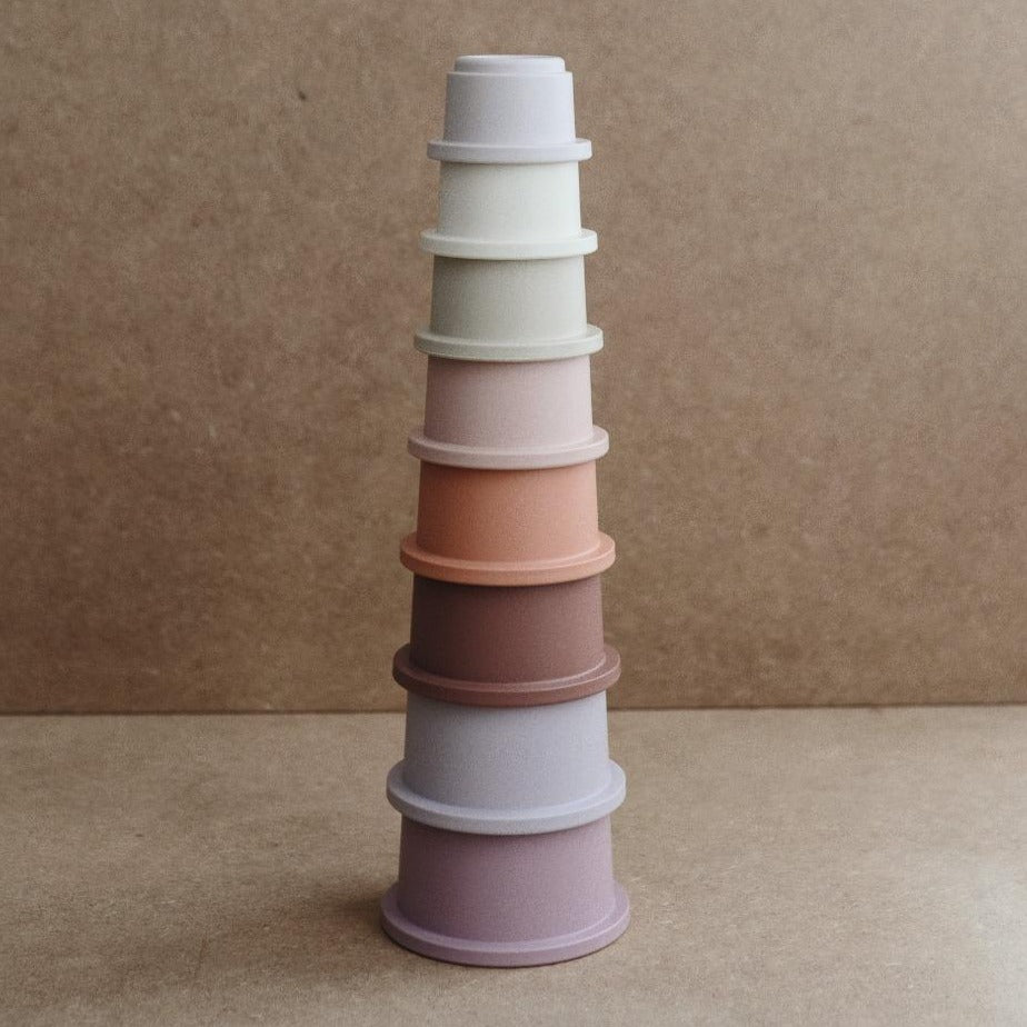Mushie stapeltoren petal 0 m+