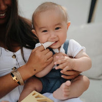 Mushie baby tandenborstel sand clay