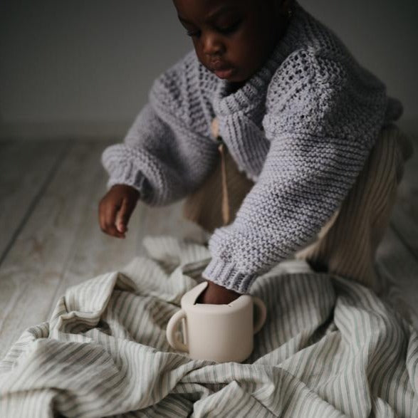 Mushie snack cup cloudy mauve