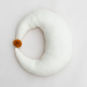 Play at Slaep  kussen moon small latte