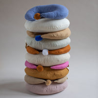 Play at Slaep  kussen moon small latte