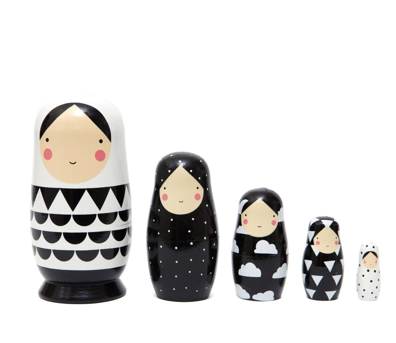 Petit Monkey nesting dolls zwart wit